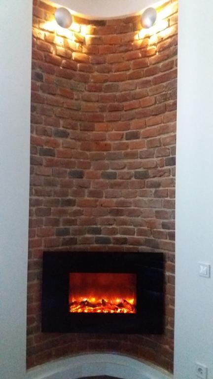Apartment With Fireplace Lviv Bagian luar foto